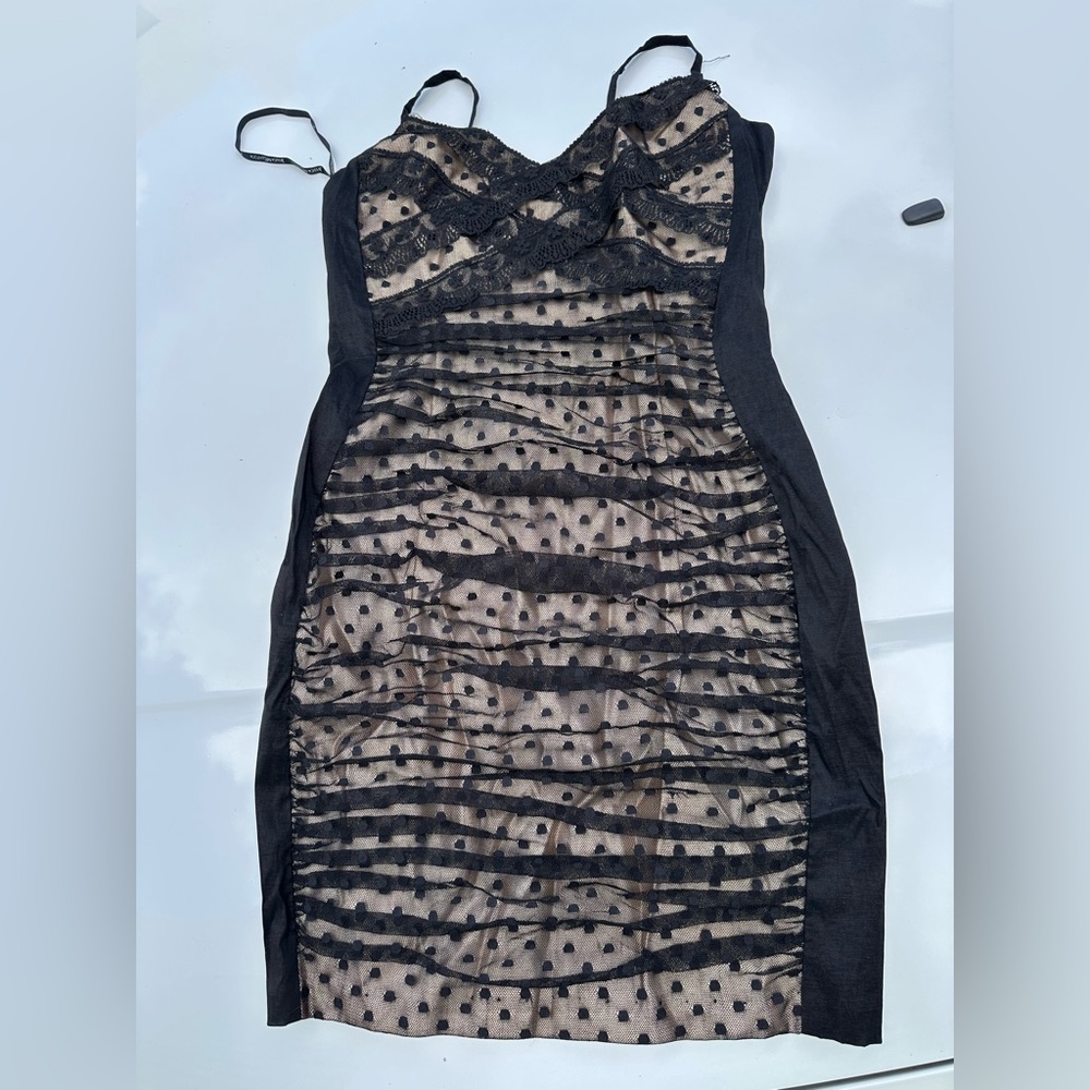 Jessica McClintock Size 5.  Elegant Black Lace Dress